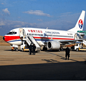 阿里昆莎机场物流航空快运业稳步发展的原因是什么？